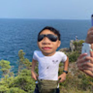 Meet your Posher, Johnathan